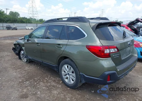 2018 Subaru Outback 2.5I Premium z USA, uszkodzony, nr VIN 4S4BSADCXJ3242089